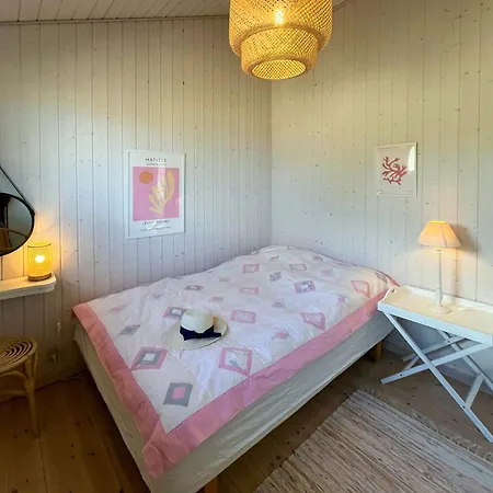 Hyggeligt Gemt I Lyngbeklaedte Klitter Pandrup